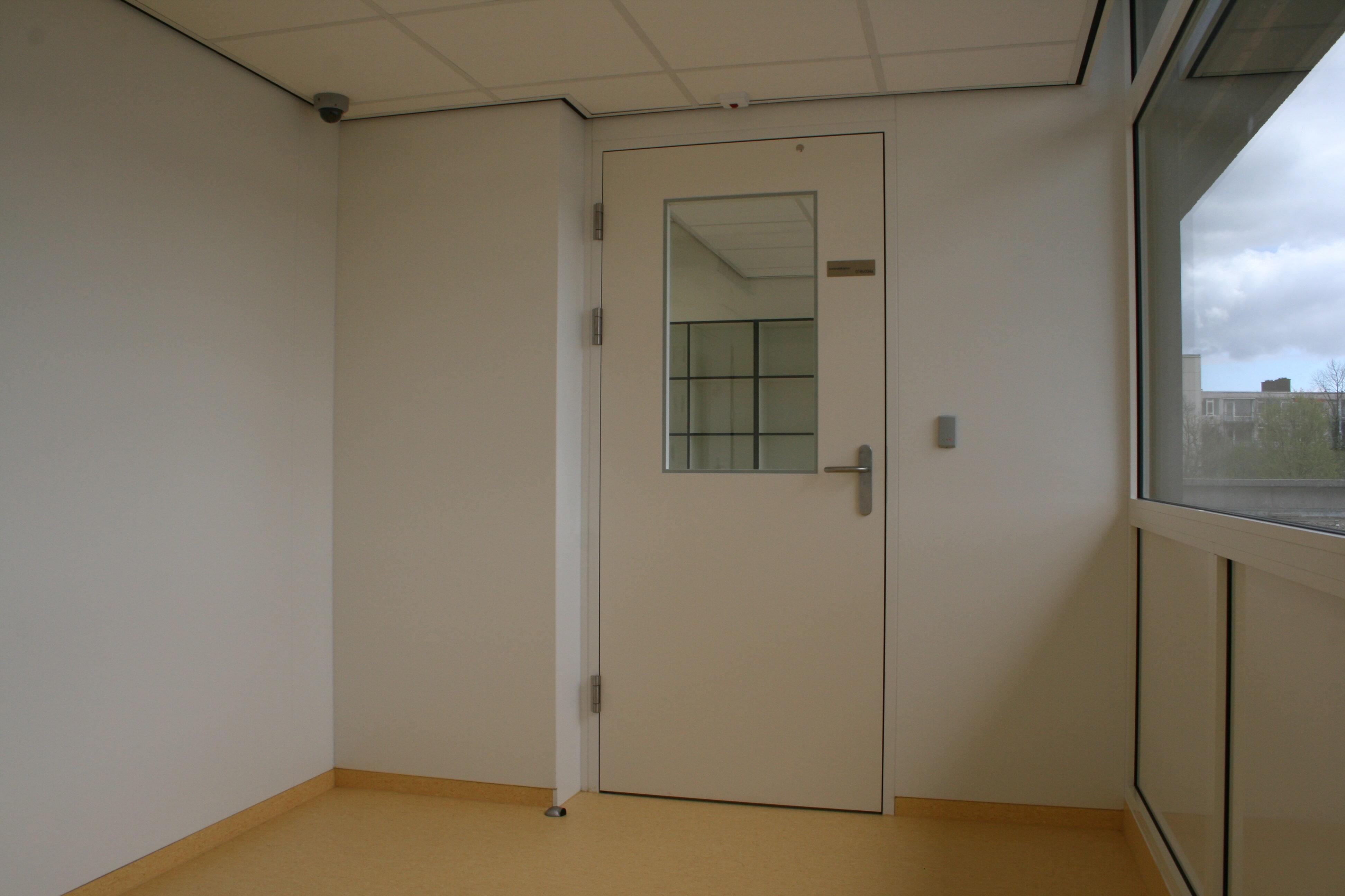 cleanroom deur-min